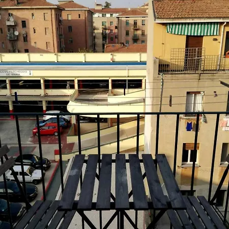 Carracci 19 Apartment *